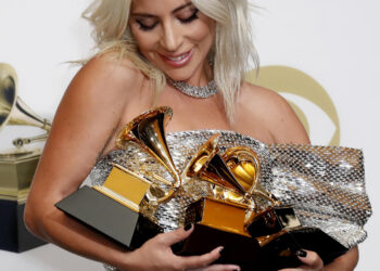 Conozca el listado de nominaciones en las principales categorías de los Grammy 2026