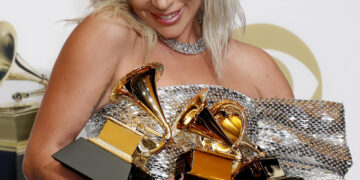 Conozca el listado de nominaciones en las principales categorías de los Grammy 2026