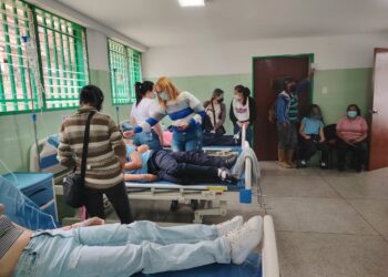 Emergencia en La Puerta: 55 estudiantes intoxicados