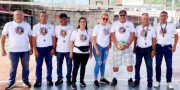 Fundación «Glorias del Voleibol» organiza copa Navidad en homenaje a leyendas trujillanas