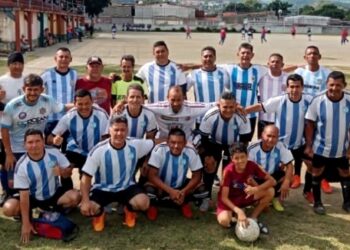 Fútbol Súper Veteranos: El Turagual “toca el cielo” – El Corozal “podio de pundonor”