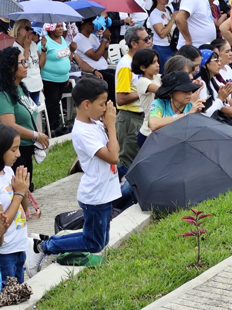 Nuncio Apostólico en Isnotú pidió a devotos de San JGH ser «guías de paz»