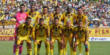 Trujillanos FC revive su leyenda: Victor «Charles Bronson» celebra pase a la final de Futve2