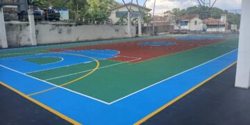 Unidad Educativa «Santa Teresita» recibe su cancha deportiva totalmente remozada