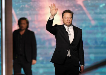 Musk impulsa su IA, Waymo aventaja a Tesla y otros clics tecnológicos en América