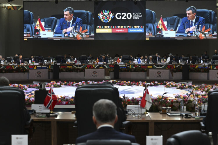 El presidente del Gobierno, Pedro Sánchez, participa en la segunda jornada de la vigésima cumbre del G20 este domingo en la ciudad sudafricana de Johannesburgo. Pool Moncloa/Borja Puig de la Bellacasa