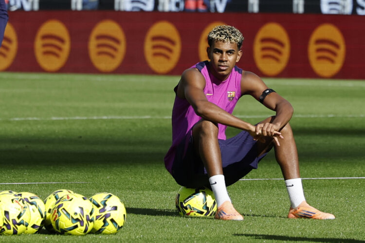 Fotografía de archivo del jugador del FC Barcelona Lamine Yamal. EFE/Alberto Estévez