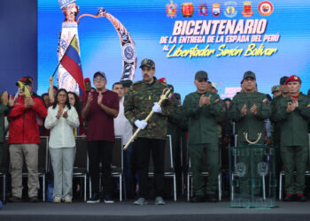 Maduro: Venezuela vive una «coyuntura decisiva para su existencia» como república