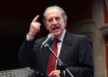 Fallece el expresidente de Ecuador Rodrigo Borja a los 90 años