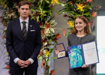 Machado dedica el Nobel de la Paz a todos los venezolanos y a los líderes que la apoyaron