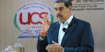 Maduro convoca para enero un «poderoso congreso» para la defensa y desarrollo de Venezuela