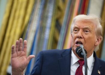 Venezuela tacha de «grotesca amenaza» el anuncio de Trump sobre «supuesto bloqueo naval»