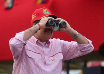 Maduro acusa a EEUU de «terrorismo psicológico» y refuerza jefatura de partido oficialista