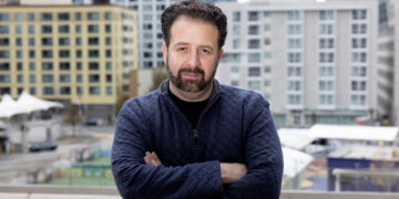 Líder en verificación de identidad lanza tecnología avanzada contra fraude y deepfakes