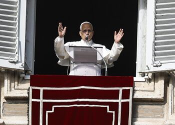 El papa lamenta que Rusia haya rechazado la tregua y pide 24 horas de paz en Navidad