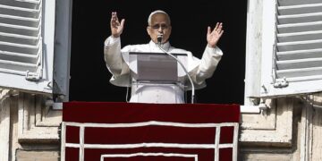 El papa lamenta que Rusia haya rechazado la tregua y pide 24 horas de paz en Navidad