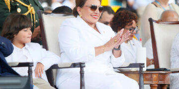 Xiomara Castro afirma que se gesta «un golpe» contra su gobierno