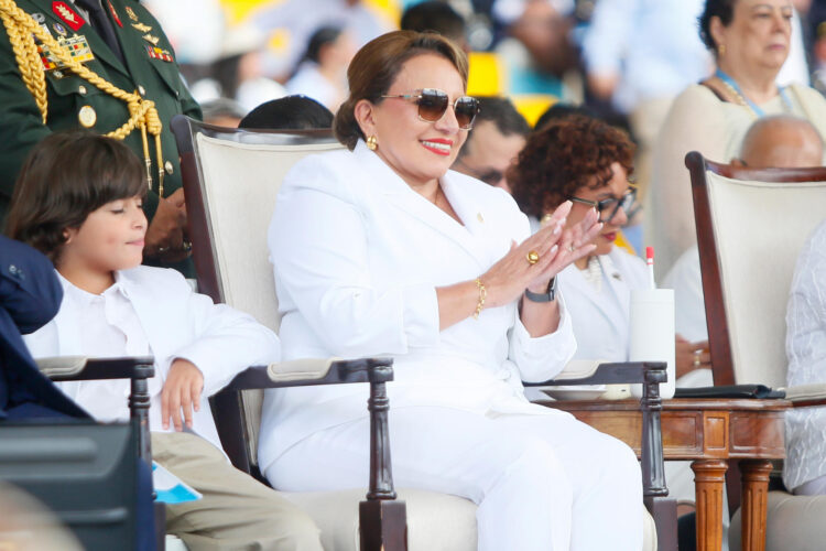 Foto de archivo de la presidenta de Honduras, Xiomara Castro. EFE/ STR