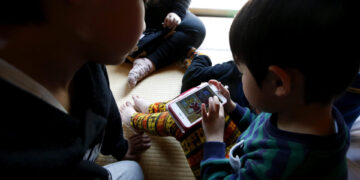 La exposición temprana a las pantallas se relaciona con cambios cerebrales en la adolescencia