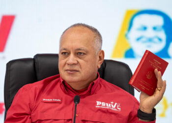 ¿Quién es quién en el nuevo buró político de Nicolás Maduro?