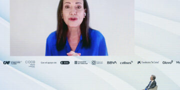 La atención global mira a Oslo ante incógnita de si Machado recibirá el Nobel en persona