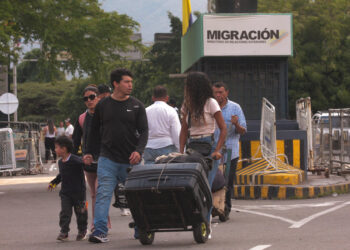 La normalidad reina en la frontera de Colombia con Venezuela, ajena a la crisis con EE.UU.