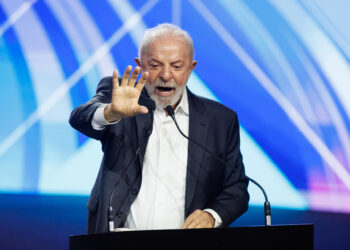 Lula pide a Trump «avanzar rápido» en las negociaciones comerciales durante una llamada
