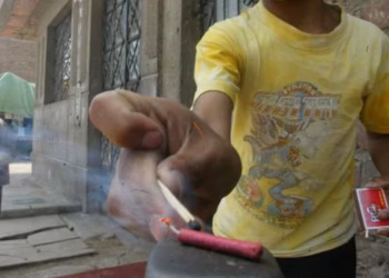 Especialistas advierten sobre los riesgos del uso de pirotecnia en menores de edad