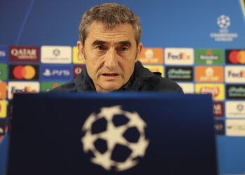 El Athletic busca vida, el PSG el liderato