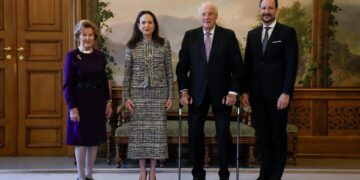 María Corina Machado no planea viajar a España, sino regresar lo antes posible a Venezuela