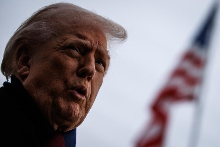 Fotografía de archivo del presidente de EE.UU., Donald Trump. EFE/EPA/Samuel Corum / POOL