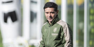 Marcelino: “Podemos estar cerca, pero es difícil disputarle la Liga a Madrid y Barça”