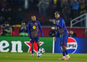 Flick recupera a Lewandowski, Raphinha y Fermín en el once titular