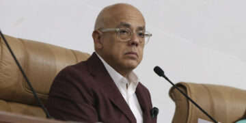 Asamblea Nacional aprueba ley que da 20 años de cárcel a quien apoye «piratería» de EEUU