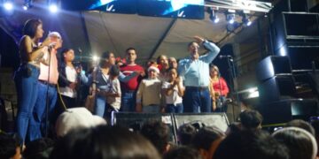 En Sabana de Mendoza fue exitoso el encendido de las luces de Navidad