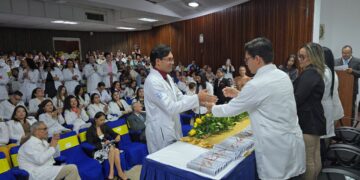  Iahula celebra la graduación de 94 nuevos especialistas