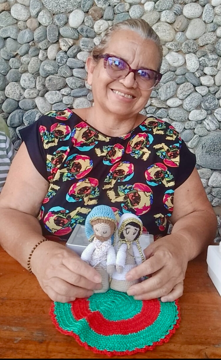 Valera | Culminó taller de tejido de pesebres a croché