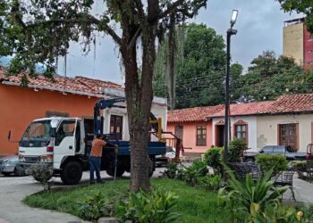 Mérida | Plan de Iluminación y Recuperación de Plazas ejecuta Alcaldía de Libertador