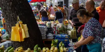 Expertos coinciden en que 2026 será un año de contracción económica