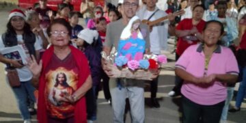 Buscando posada para la Virgen en el sector Sagrado Corazón de Jesús, de la comunidad de Morón