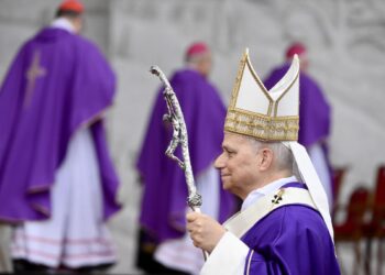 El papa llama urgentemente en Líbano al cese de los ataques y de la lucha armada
