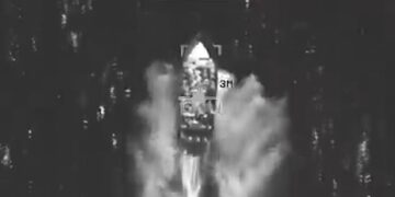 Trump: supervivientes de ataque a lancha trataron de enderezarla antes de ser ejecutados