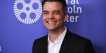 Wagner Moura, Diego Luna y Benicio del Toro, entre los latinos en busca de un Globo de Oro