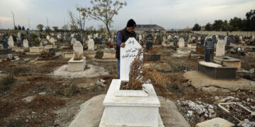 Al Sharaa promete reconstruir Siria y pide estabilidad en aniversario de la caída de Asad