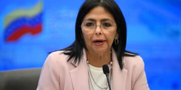 Delcy Rodríguez exige a EE UU “disculpas históricas” e indemnizaciones en medio de tensión con Trump