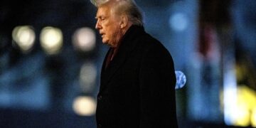 Trump anuncia que EE.UU. confiscó un petrolero frente a las costas de Venezuela