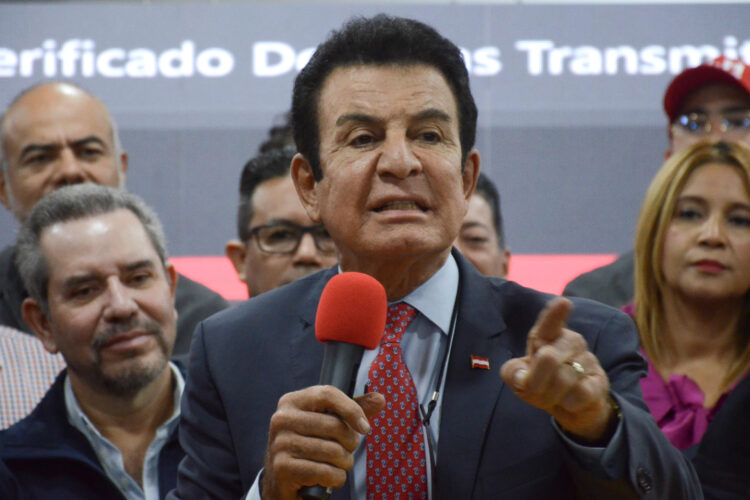 El candidato a la Presidencia de Honduras Salvador Nasralla. EFE/ STR