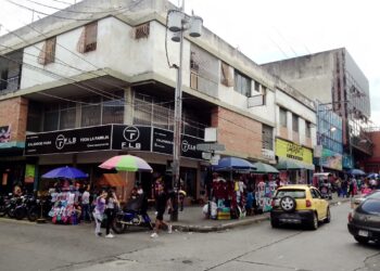 Autoridades de Trujillo presionan al comercio para bajar precios de alimentos ante “disminución” del precio dólar paralelo