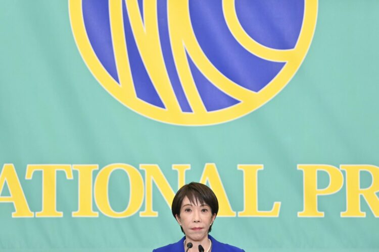 Tokyo (Japan), 26/01/2026.- La primera ministra de Japón, Sanae Takaichi, durante un debate electoral en Tokio. EFE/EPA/David Mareuil / POOL