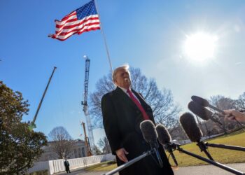 Trump suspende la emisión de visados para 75 países, incluidos Brasil, Colombia y Rusia